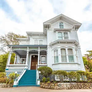 *** Bed and breakfast Amethyst Canadá